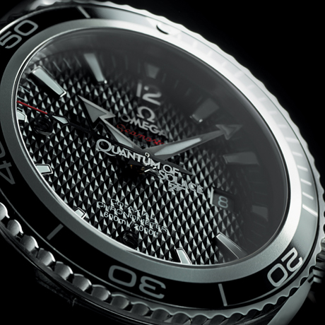 Omega 222.30.46.20.01.001 Planet Ocean licensed James Bond watch, Quantum of Solace logo etched crystal